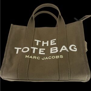 Marc Jacobs The Tote Bag